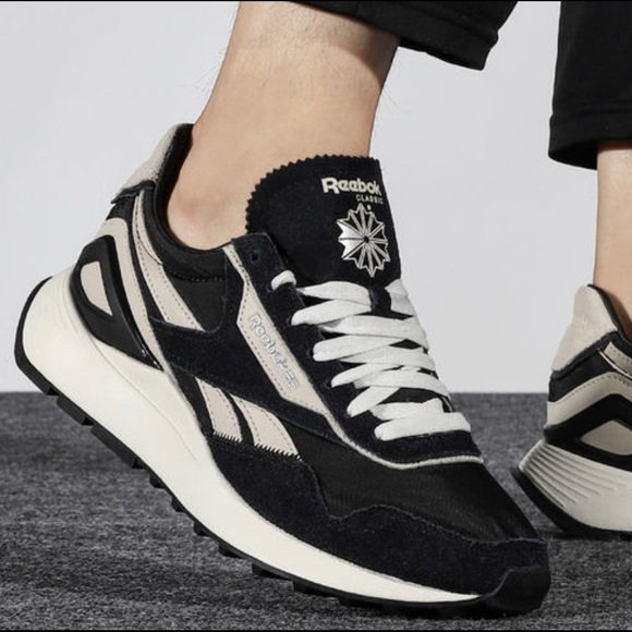 Reebok Classic Legacy AZ Men Athletic Sneaker Shoes - Picture 4 of 6